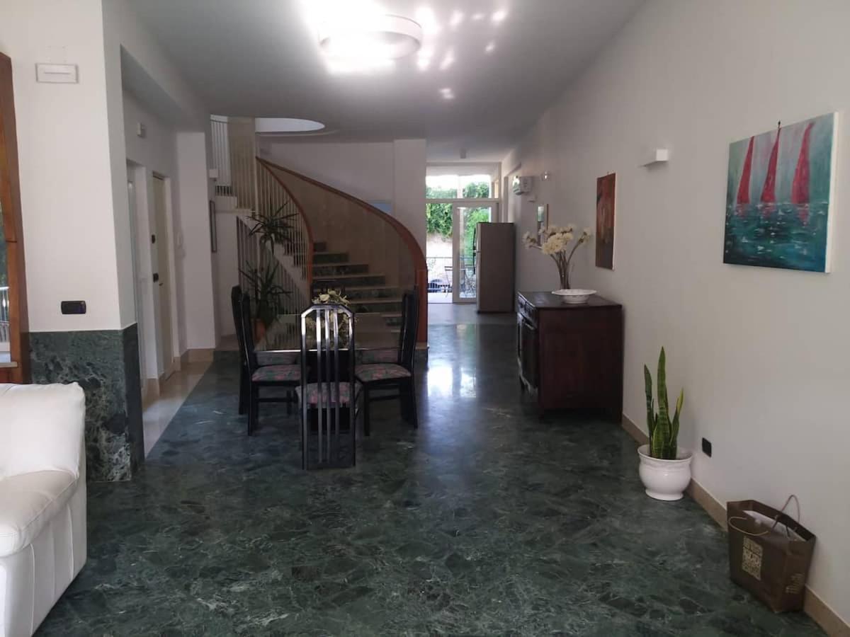Villa Savoia Монделло Экстерьер фото
